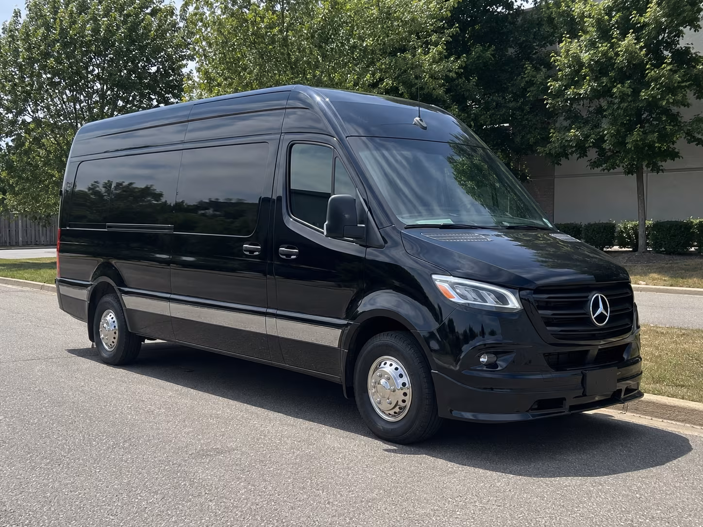 find transportation for your next prom 1