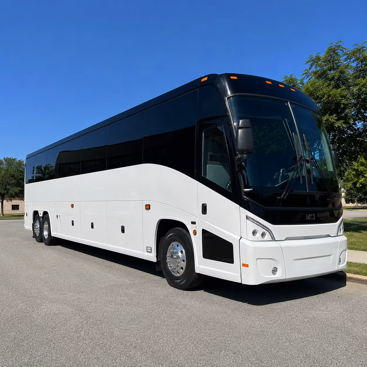 overland park 40 passenger charter bus