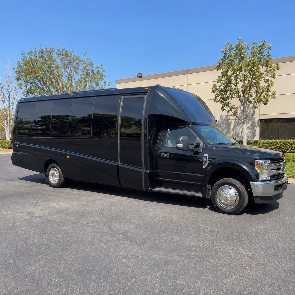 party buses to t mobile center shows in kansas city
